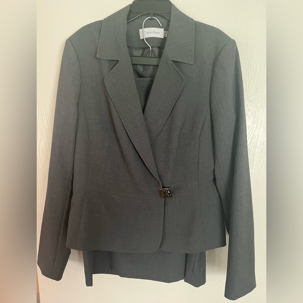 Calvin Klein skirt suit